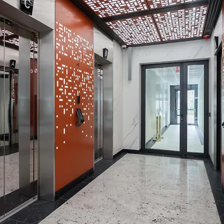 Towarowa Towers With Free Gym Access And Balcony By Renters *