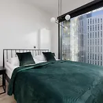 Towarowa Towers With Free Gym Access And Balcony By Renters Appartement *