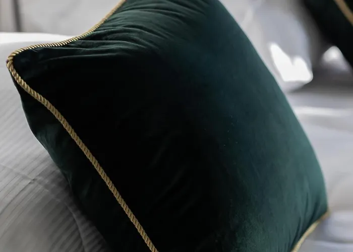 Towarowa Towers With Free Gym Access And Balcony By Renters Apartment *